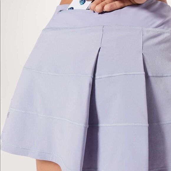 Women’s Lululemon Skort    - Picture 1 of 6